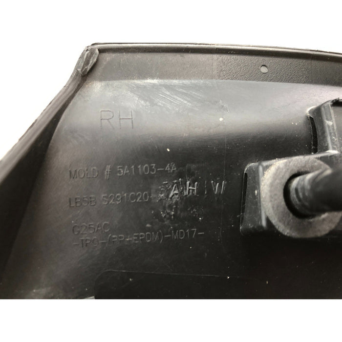 Moldura Arco Trasera Derecha Ford Explorer 2022