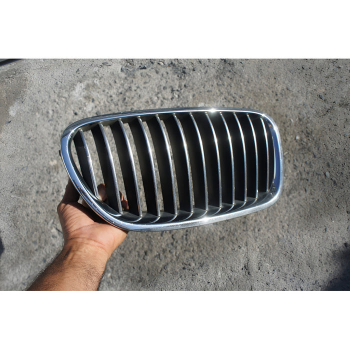 Parrilla Superior Derecha Bmw 528 2011, 2012, 2013 2014 2015