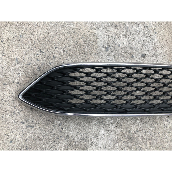 Parrilla Original Ford Focus Sedan 2015, 2016, 2017, 2018