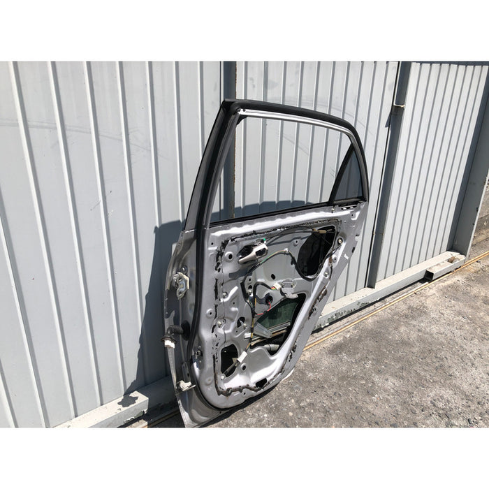 Puerta Trasera Derecha Corolla 2014 Al 2019