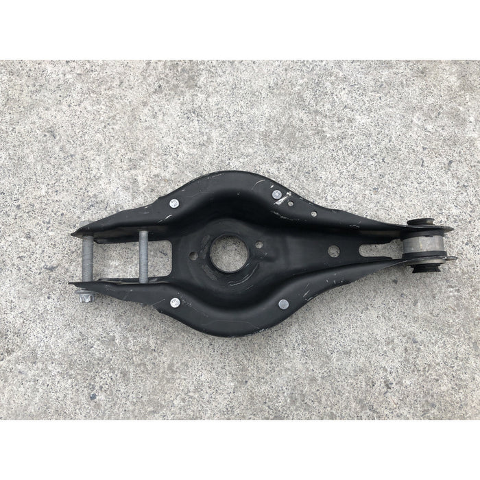 Horquilla Trasera Izquierda Bmw 320 2013 - 2018 2.0 Lts.