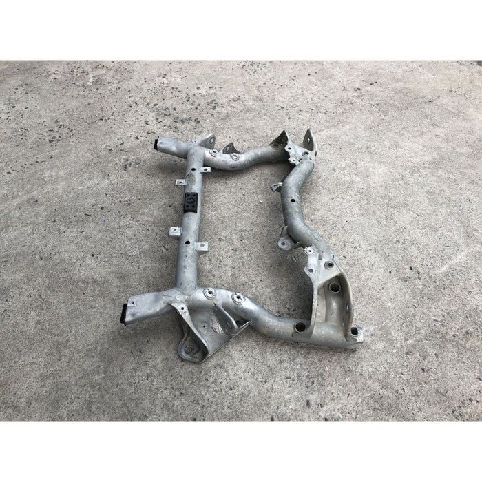 Puente De Suspensión Delantero C250 2008 Al 2013 1.8