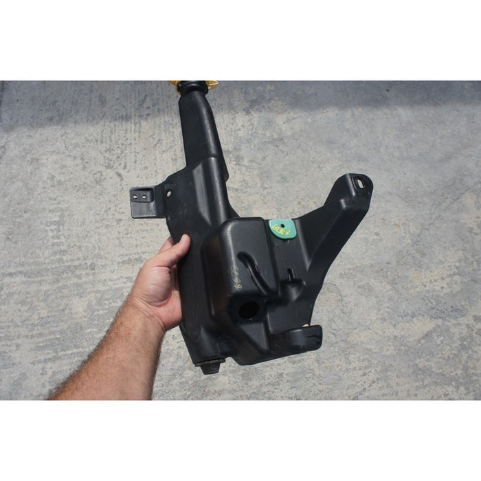 Deposito Limpiabrisas Dodge Ram 2014-2018 Para 6.7 Diesel