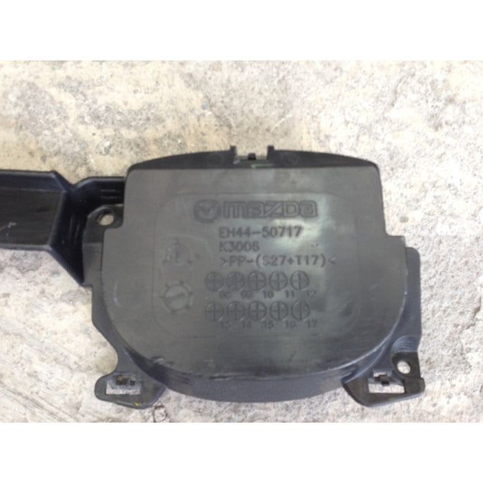 Base Emblema Defensa Delantera Mazda Cx7 2010 2011 2012