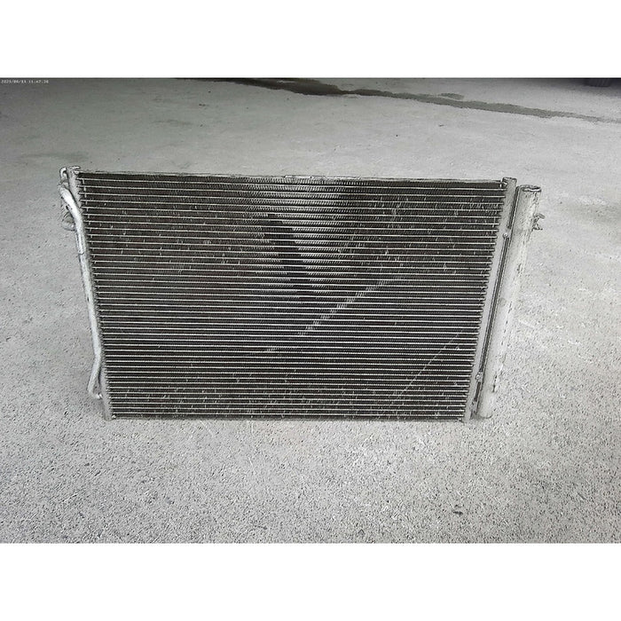 Condensador Original Bmw 328i Del 2007 Al 2013 3.0 Litros