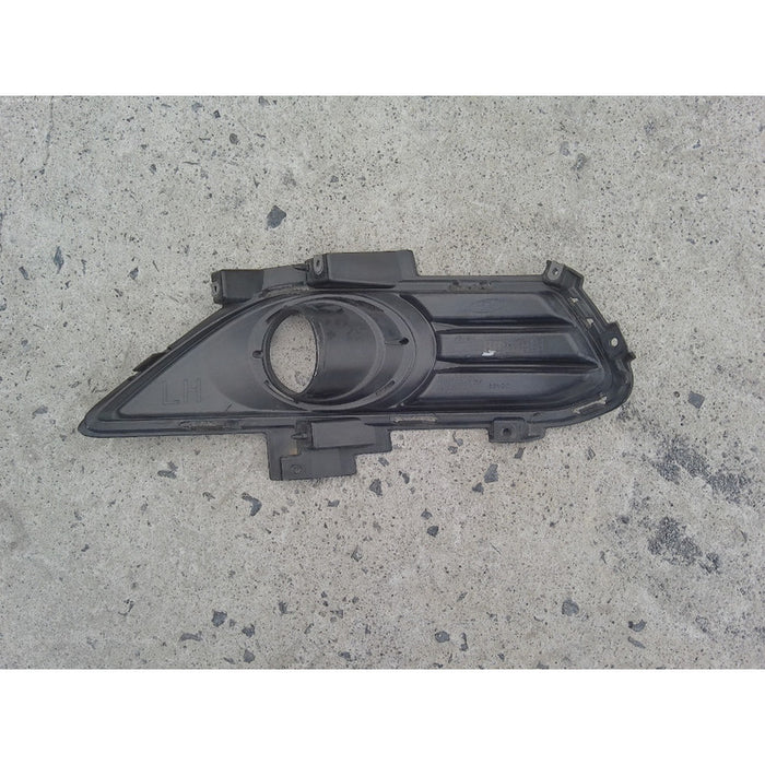 Moldura De Faro Niebla Izquierda Fusion Del 2013 Al 2016