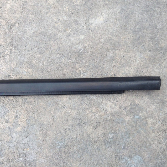 Moldura Felpa Puerta Delantera Izquierda Focus 2012 Al 2018