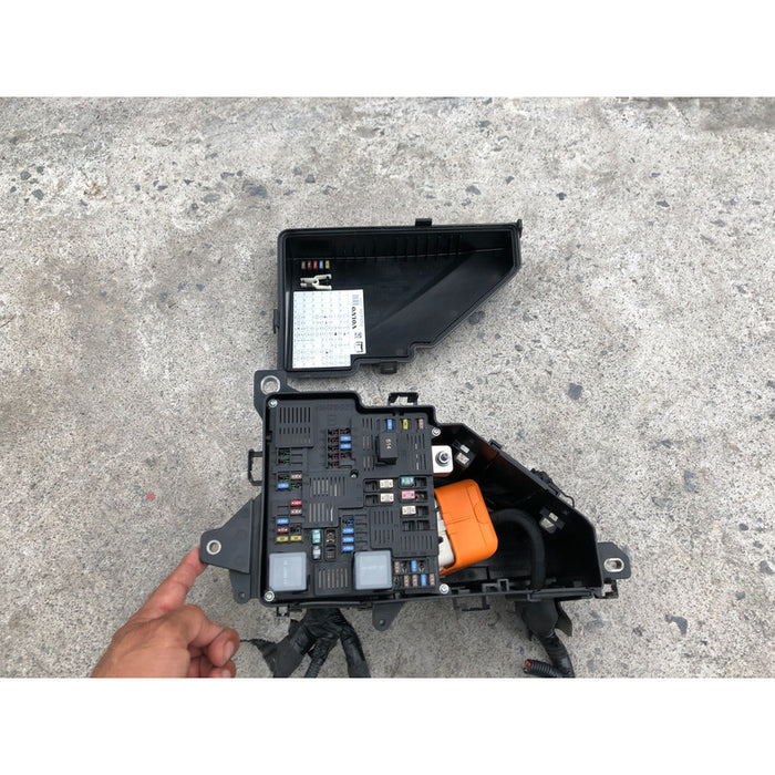 Caja De Fusibles Volvo Xc60 2016 Al 2022 2.0