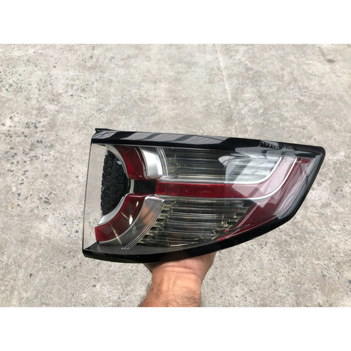 Calavera Derecha Original Land Rover Discovery 2014 Al 2019