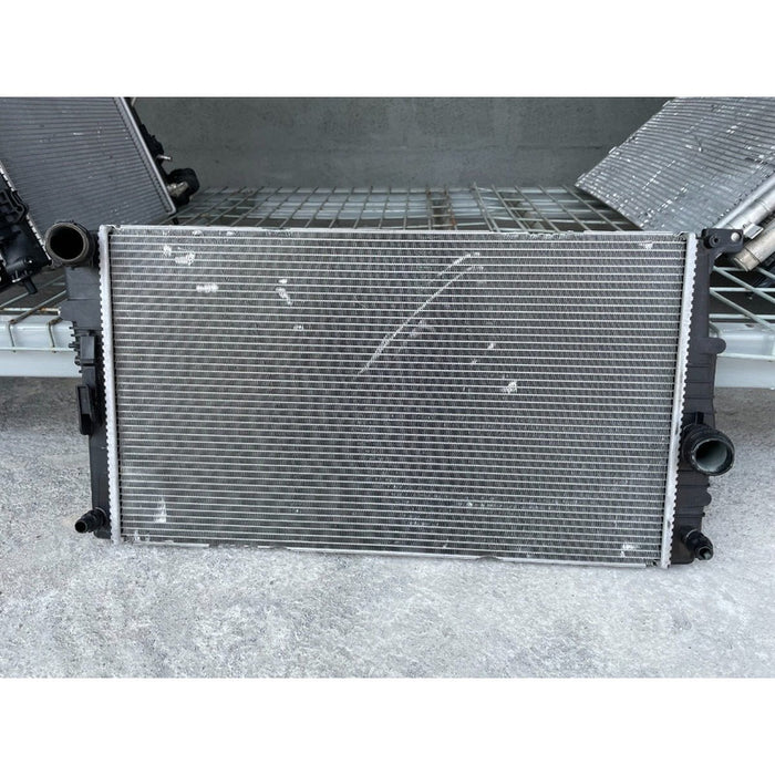 Radiador Original Bmw 320i Sedan 2012 Al 2016 2.0 Automático