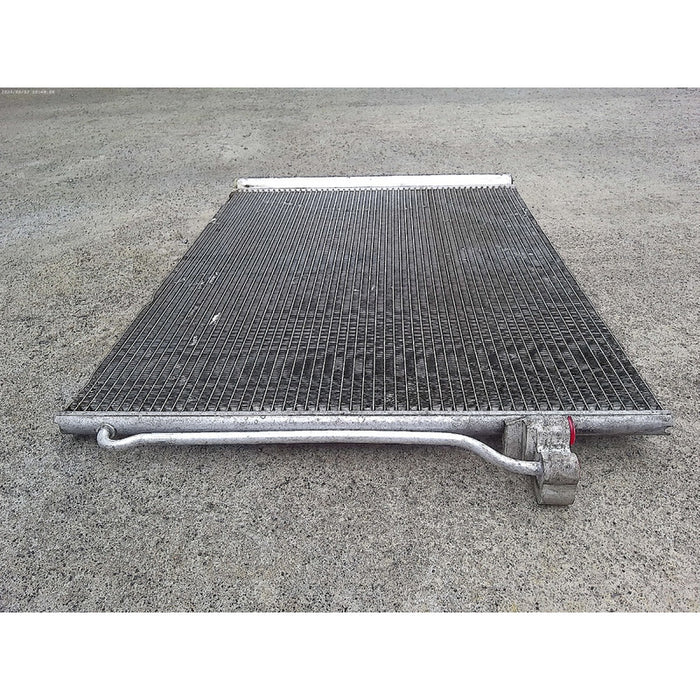 Condensador Original Bmw 550i Del 2011 Al 2016 4.8 Litros