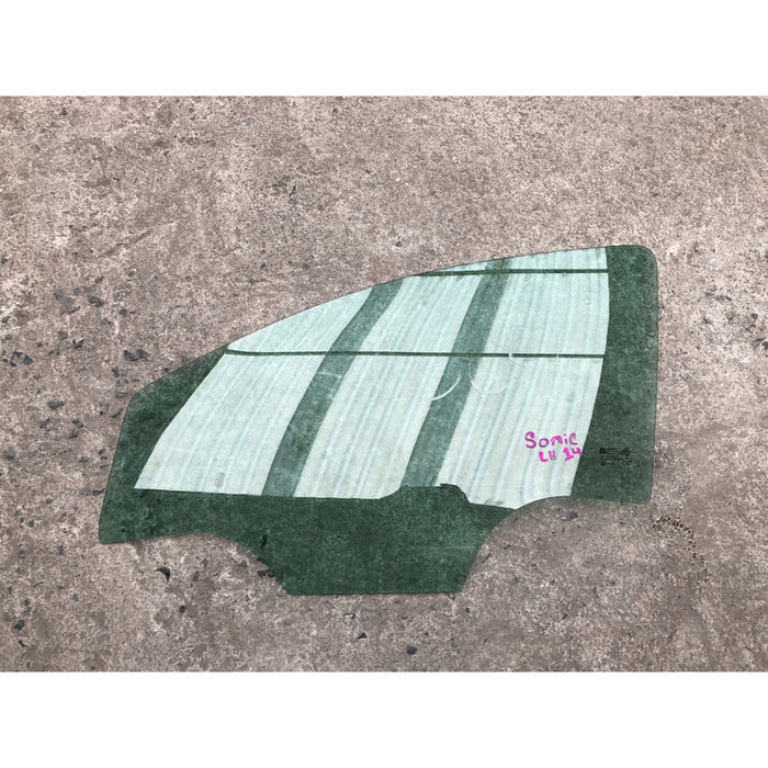 Vidrio De Puerta Delantera Izquierda Para Sonic 2012-2018