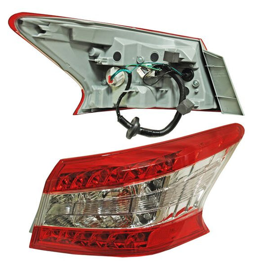 Calavera para Nissan Sentra 2013, 2014, 2015, 2016 Exterior, Con Arnes, Derecha