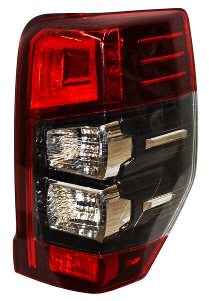 Calavera para Mitsubishi L200 2020, 2021, 2022, 2023, 2024 - Con Arnes, Derecha