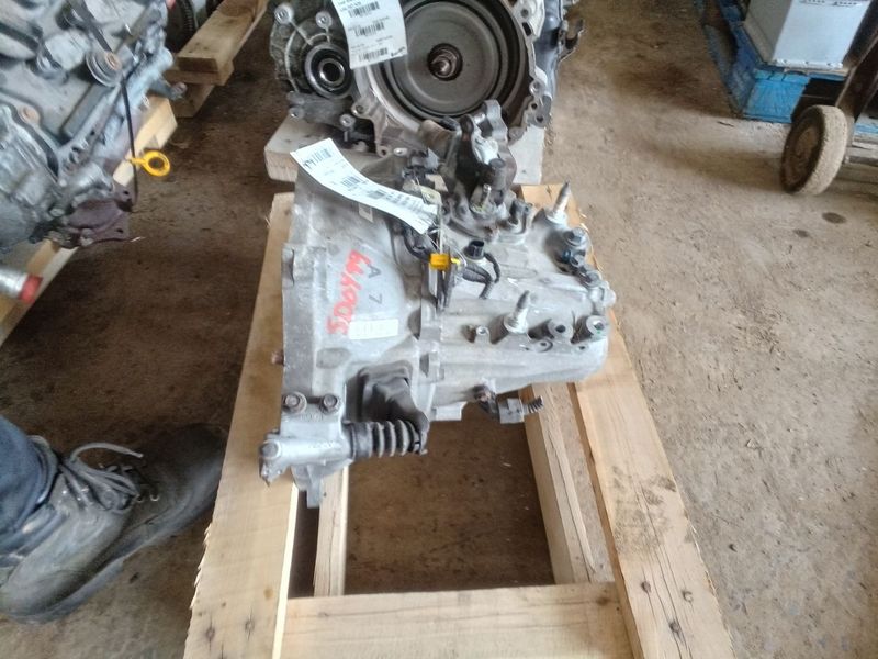 Transmisión Manual para Honda Fit 2015, 2016, 2017, 2018, 2019 - 1.5L, 6 Velocidades - 84,500 Kms