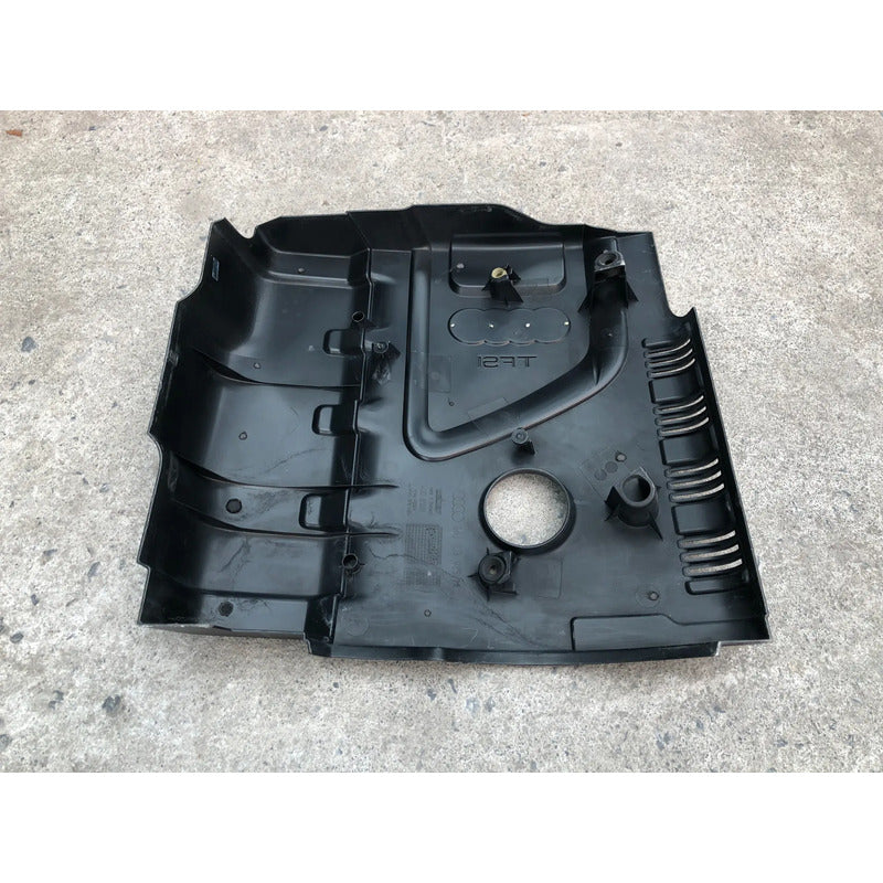 Cubierta De Motor Para Audi A5 2009, 2010, 2011 - Motor 2.0 Litros, 4 Cilindros - Original