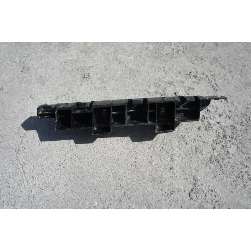 Guia Defensa Delantera Izquierda Para Honda Accord 2003, 2004, 2005, 2006, 2007 - Original