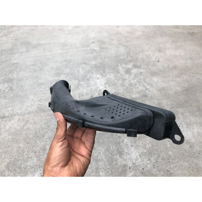 Toma De Aire Marco Para Ford Focus 2012, 2013, 2014, 2015, 2016, 2017, 2018 Motor 2.0 Negro