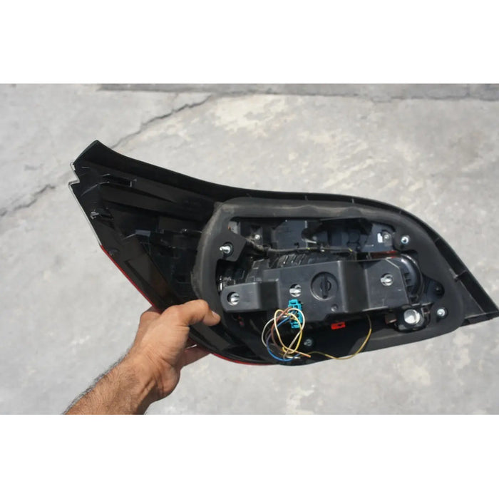 Calavera Derecha Original Para Bmw 535i 2008, 2009, 2010 Rojo