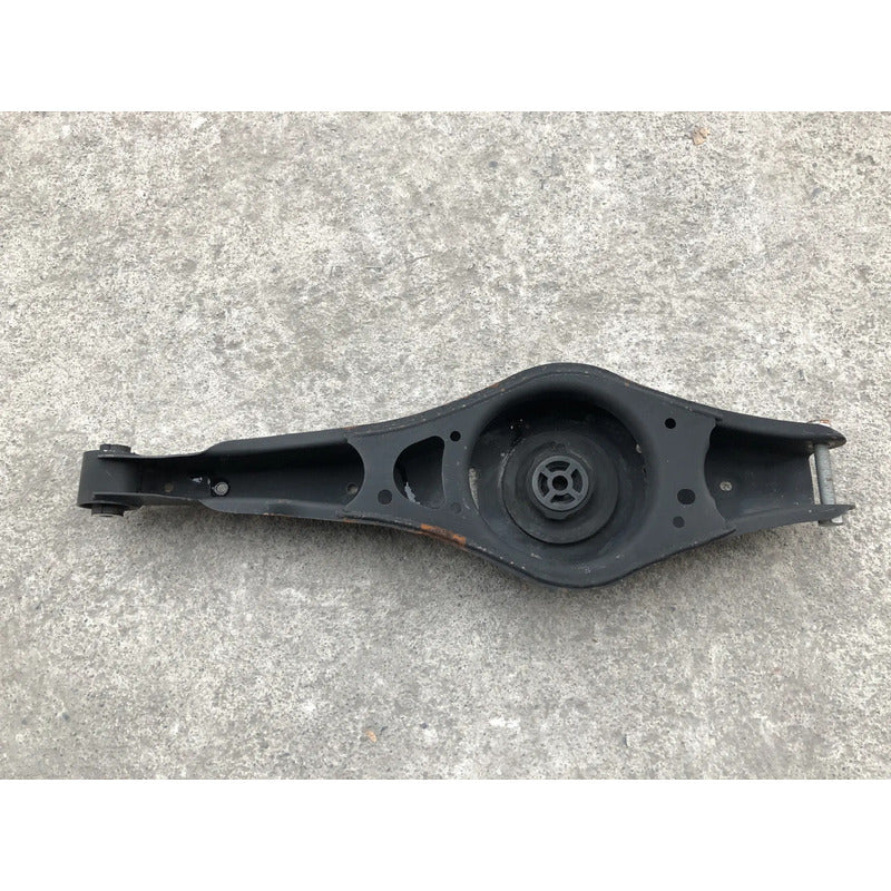 Horquilla Trasera Izquierda Para Volkswagen Passat 2012, 2013, 2014, 2015, 2016, 2017, 2018, 2019, 2020, 2021 Motor 2.0 Original