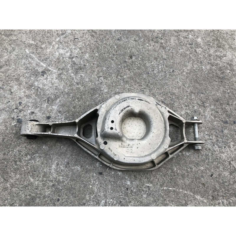 Horquilla Trasera Derecha Para Nissan Altima Coupe 2007, 2008, 2009, 2010, 2011, 2012 - Motor 2.5 Litros, 4 Cilindros - Original