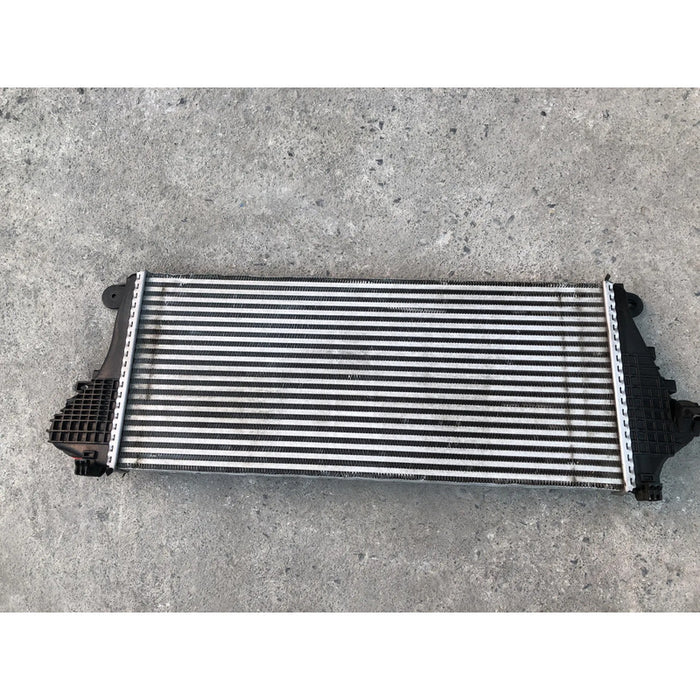 Radiador De Intercooler Chevrolet Malibu 2016, 2017, 2018, 2019, 2020, 2021 Motor 1.5 Original
