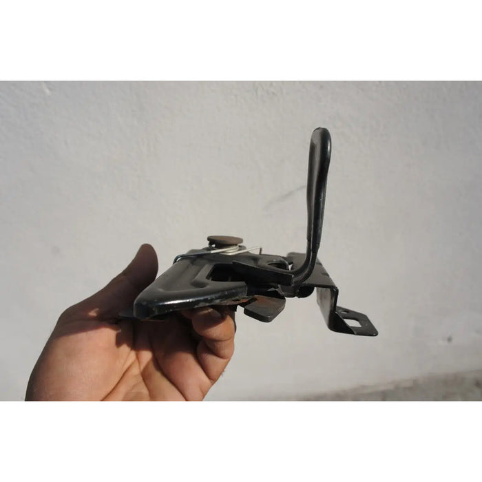 Chapa De Cofre Para Cadillac Cts 2003, 2004, 2005, 2006, 2007 (original)