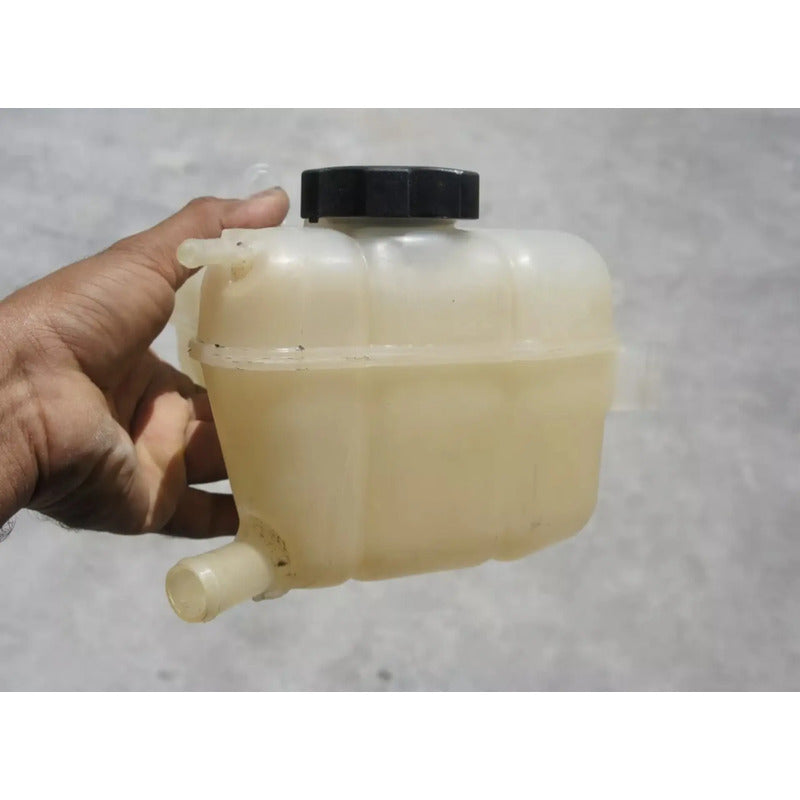 Deposito Agua Radiador Para Chevrolet Malibu 2013, 2014, 2015 - Motores 2.0 & 2.5 Litros, Tambien Para Srx 2010, 2011, 2012, 2013, 2014, 2015, 2016 - Motor 3.6 Litros - Original