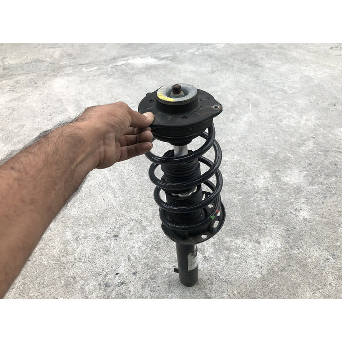 Amortiguador Delantero Derecho Para Volkswagen Tiguan 2009, 2010, 2011, 2012, 2013, 2014, 2015, 2016, 2017 Motor 2.0 Original