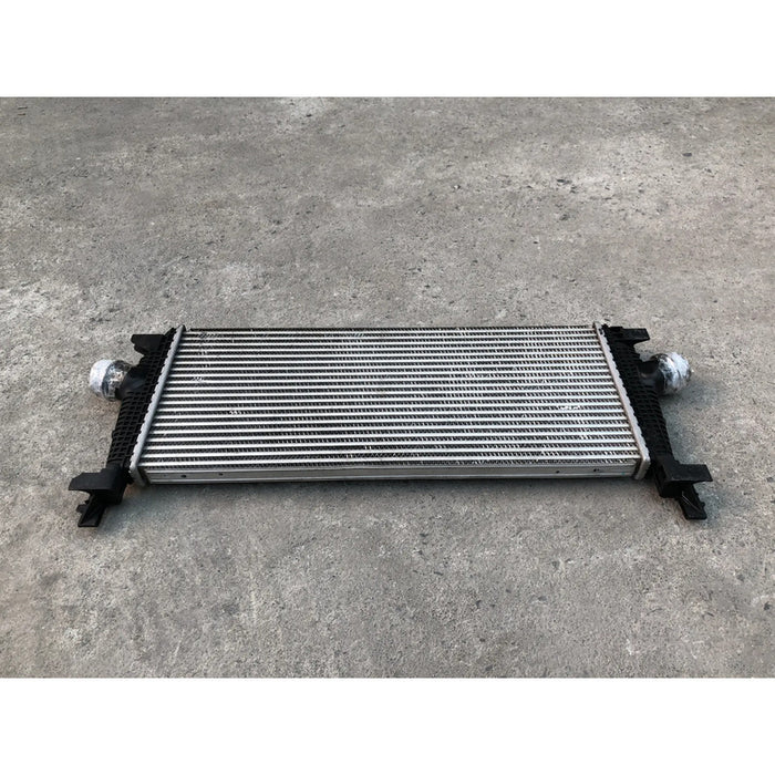 Radiador De Intercooler Chevrolet Malibu 2016, 2017, 2018, 2019, 2020, 2021 Motor 1.5 Original