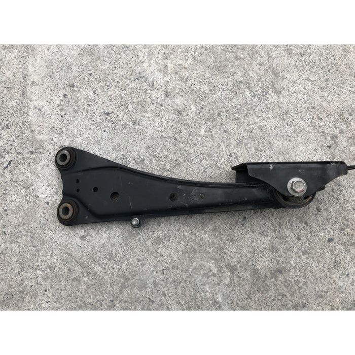 Tirante Trasero Derecho Toyota Rav4 2013 - 2018 2.5