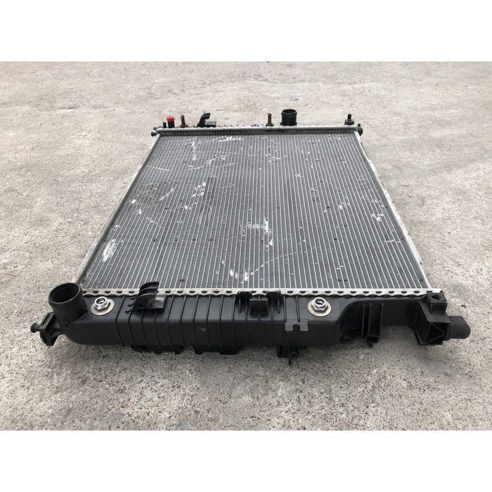 Radiador Original Para Gl450 2007 Al 2012 Motor 4.6