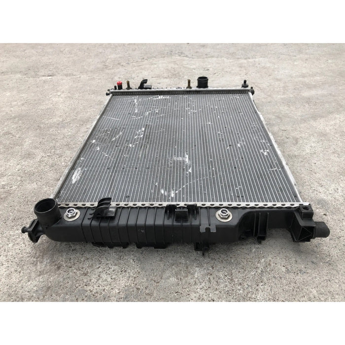 Radiador Original Para Gl450 2007 Al 2012 Motor 4.6