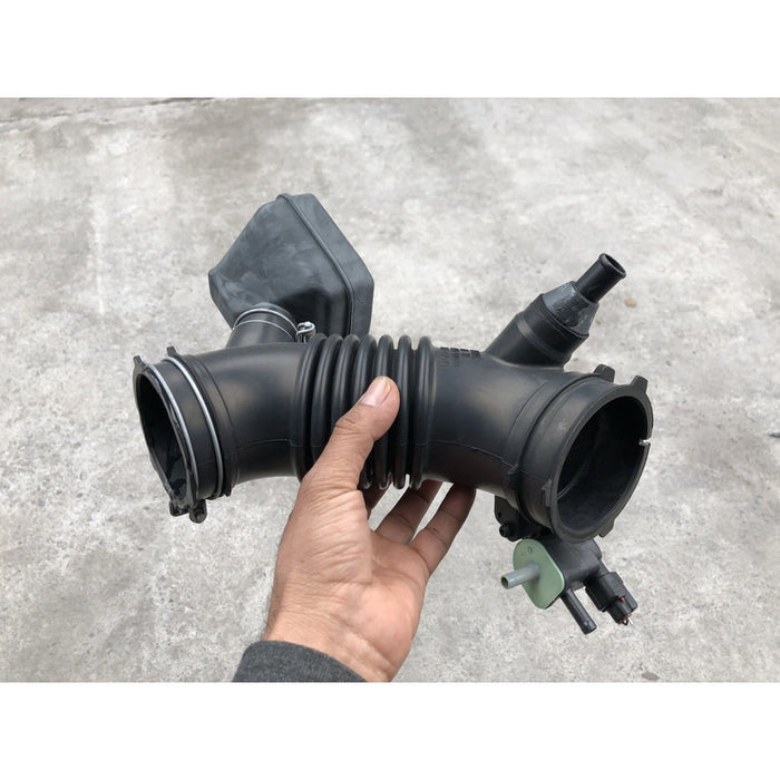 Manguera De Porta Filtro De Aire Para Toyota Camry 2012, 2013, 2014, 2015, 2016, 2017 - Motor 2.5 Litros, 4 Cilindros - Original