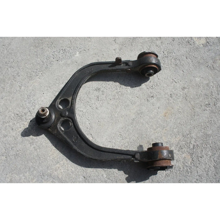 Horquilla Superior Delantera Derecha Para Dodge Challenger 2011, 2012, 2013, 2014 - Original