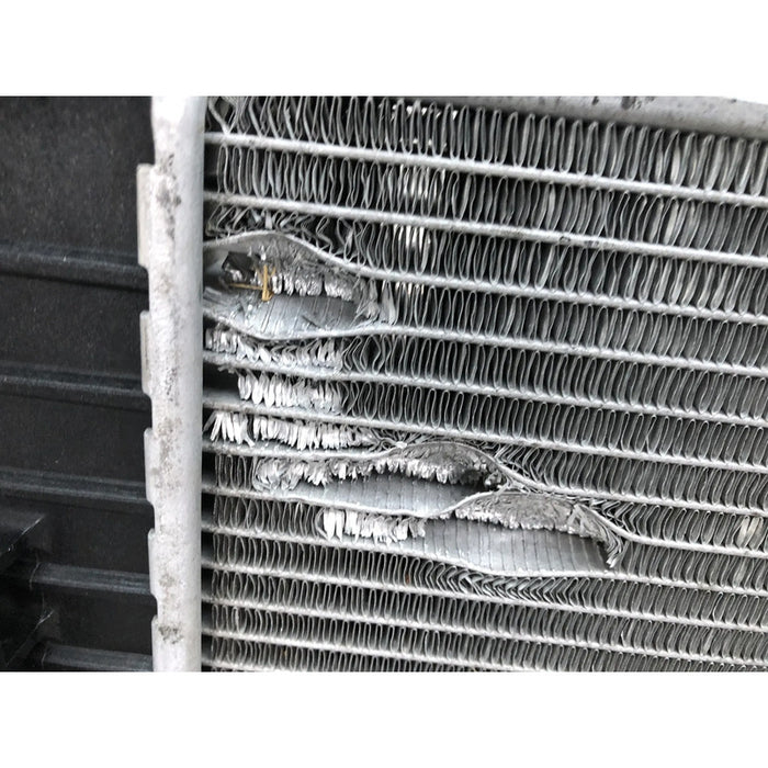 Radiador Original Para Yukon 2015, 2016, 2017, 2018 Motor 6.2