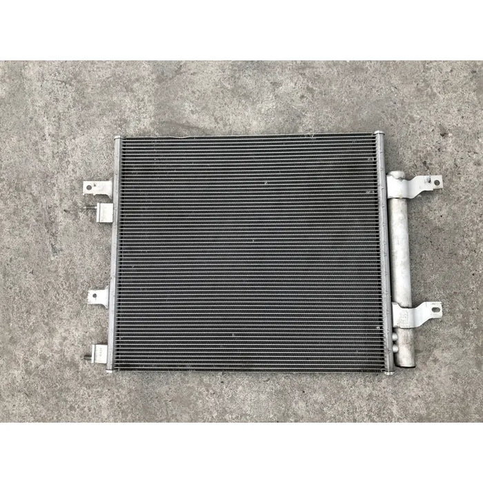 Condensador Original Para Jaguar Xj Series 2010, 2011, 2012, 2013, 2014, 2015, 2016, 2017, 2018, 2019 Motor 3.0