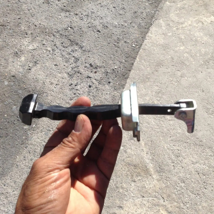 Tirante Tope Puerta Trasera Derecha Nissan Note 2014, 2015, 2016, 2017, 2018