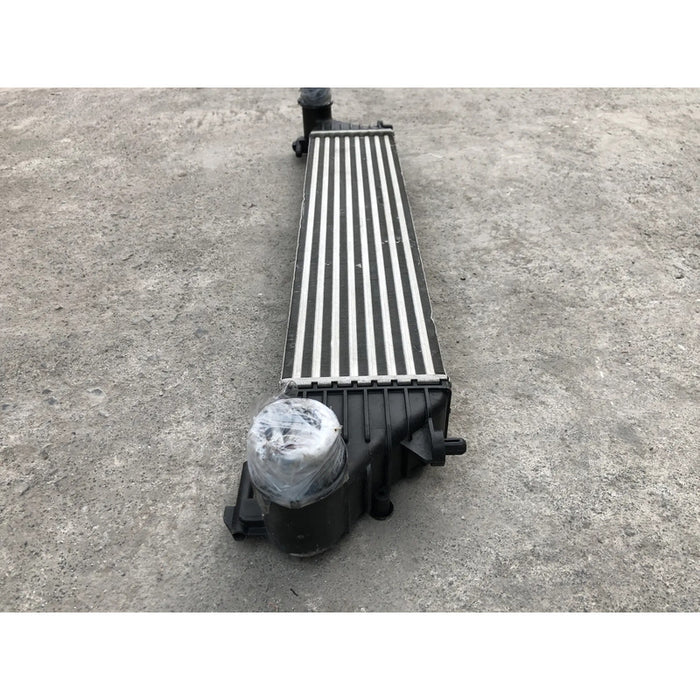Radiador De Intercooler Para Fiat 500 2014, 2015, 2016, 2017 Motor 1.4, 4 Cilindros - Original