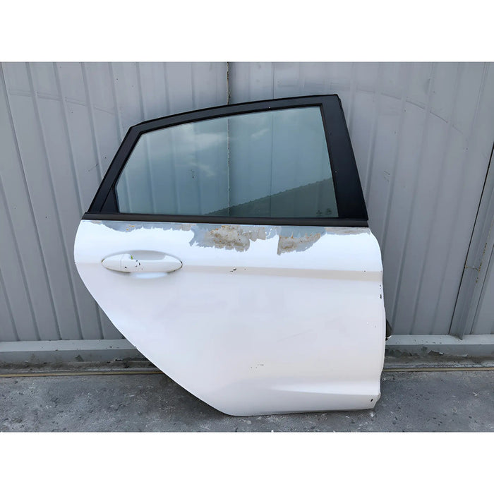 Puerta Trasera Derecha Ford Fiesta 2011 2012 2013 2014 2015 2016 2017 2018 2019 Trasera Derecho Blanco