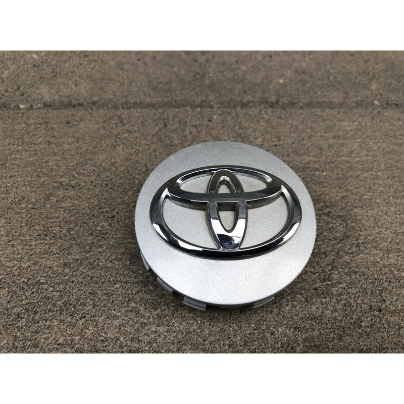 Copa Centro De Rin Toyota Camry 2011 Al 2020 $ X Pieza