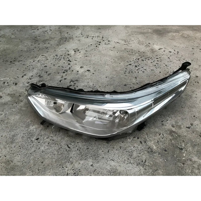 Faro Izquierdo Para Toyota Yaris Core 2018, 2019, 2020, Original Izquierdo/conductor