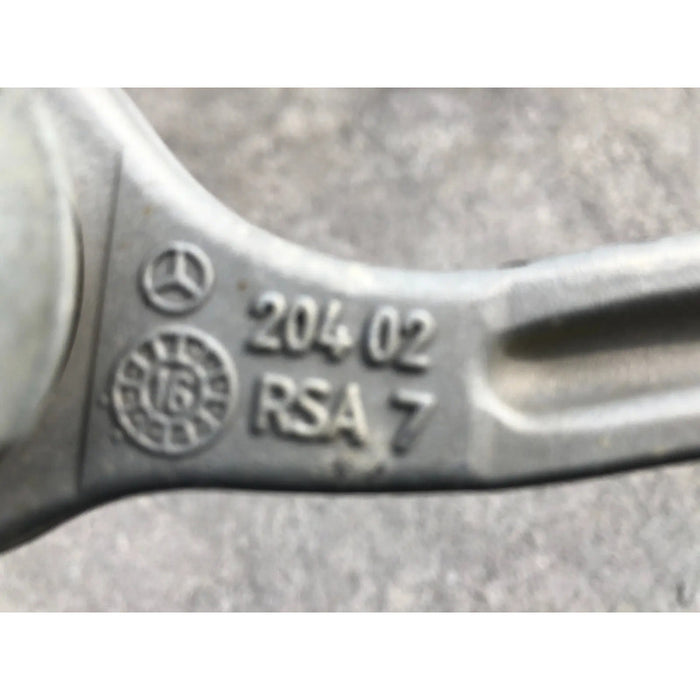 Tirante Derecho Trasero Para Mercedes Benz C300 2015, 2016, 2017, 2018 (motor 2.0 Litros) Original