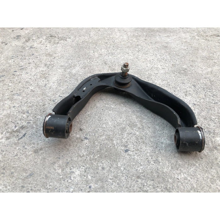 Horquilla Delantera Izquierda Superior Nissan Frontier 2005 2006 2007 2008 2009 2010 2011 2012 2013 2014 2015 2016 2017 2018 2019, Original