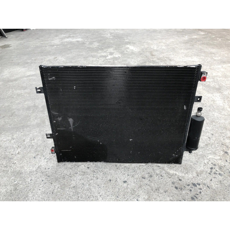 Condensador Para Nissan Titan 2017, 2018, 2019 - Motor 5.6 Litros - Original