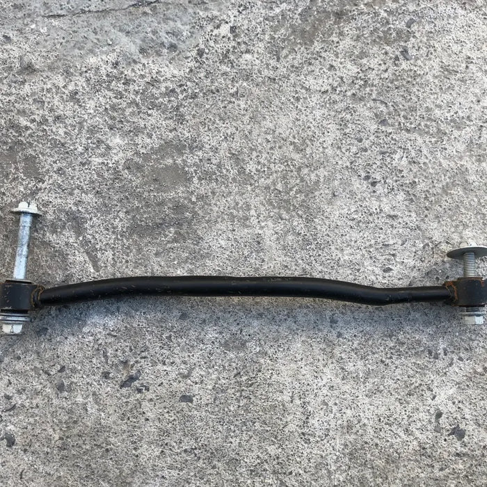 Tirante Trasero Derecho Para Challenger Dodge 2011, 2012, 2013, 2014, 2015, 2016, 2017, 2018, 2019, 2020, 2021 Motor 3.6