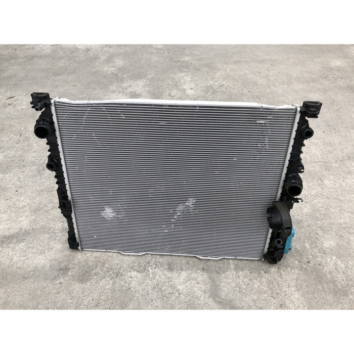 Radiador Original Para Bmw 5-series 2023 Motor 2.0 Turbo