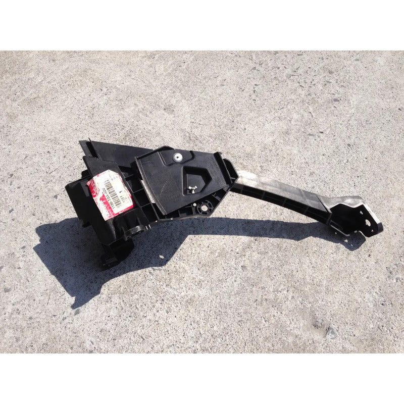 Guia Defensa Delantera Izquierda Para Honda Cr-v, Crv 2012, 2013, 2014