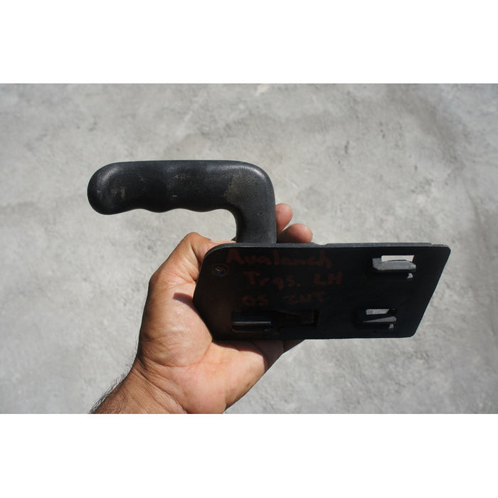 Manija De Puerta Trasera Izquierda Para Chevrolet Avalanche 1999, 2000, 2001, 2002, 2003, 2004, 2005, 2006 - Original Negro Trasera