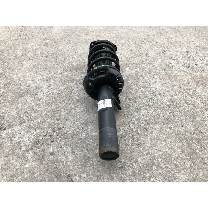 Amortiguador Delantero Izquierdo Passat 2012 2013 2014 2015 2016 2017 2018 2019 2020 2021 2022 Motor 3.6, Original